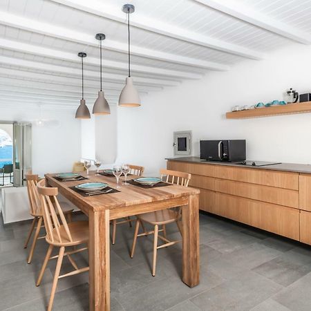 Dreambox Mykonos Suites Орнос Екстериор снимка