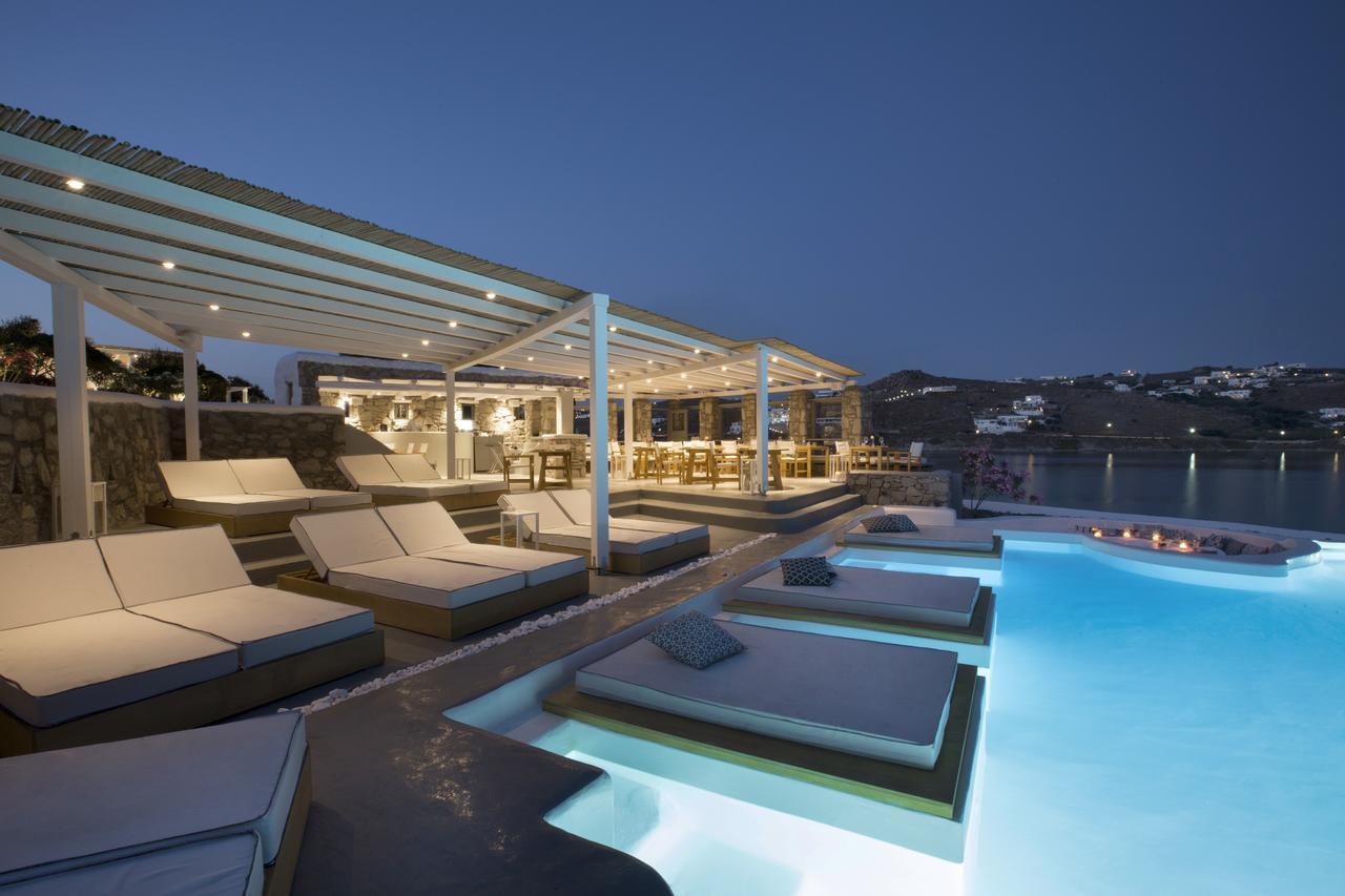 Dreambox Mykonos Suites Орнос Екстериор снимка