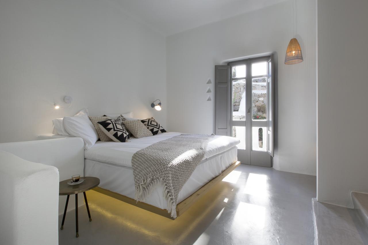 Dreambox Mykonos Suites Орнос Екстериор снимка