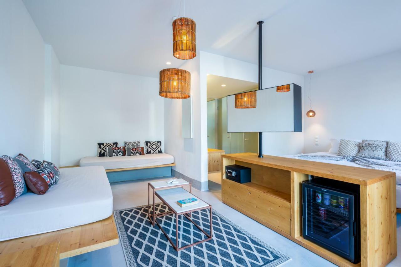 Dreambox Mykonos Suites Орнос Екстериор снимка